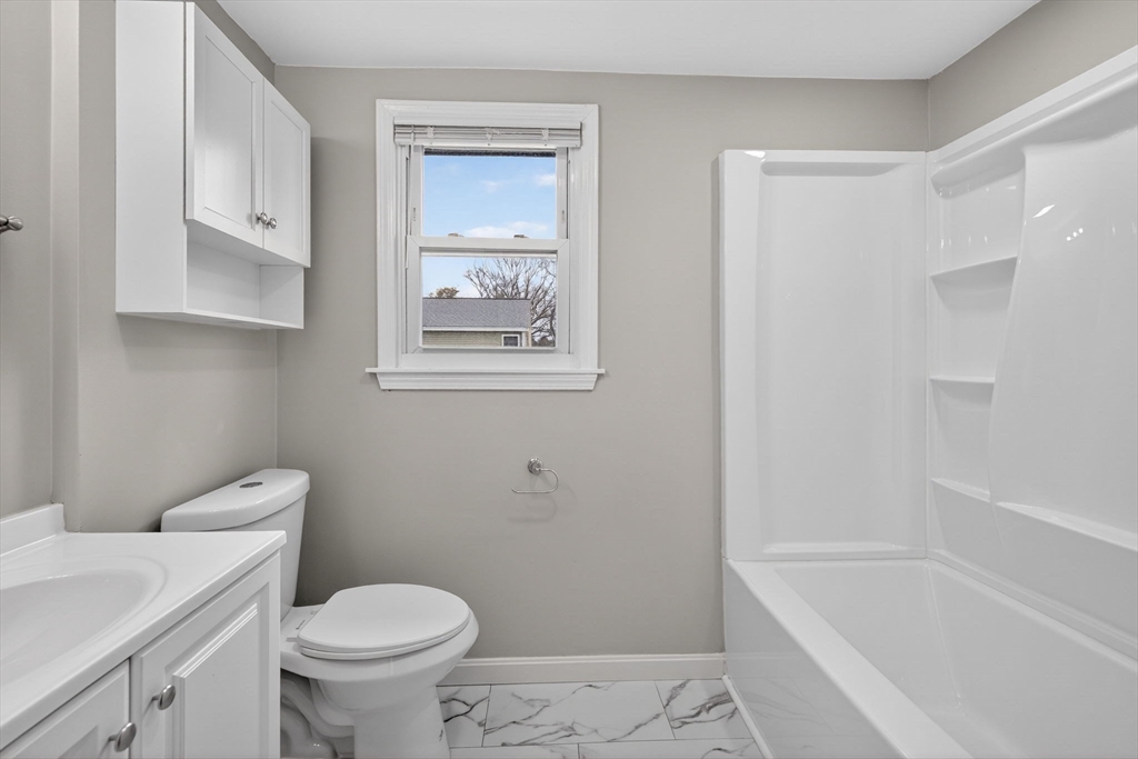 14 Cedarwood Road Billerica, MA 01821 - Photo 30 of 41