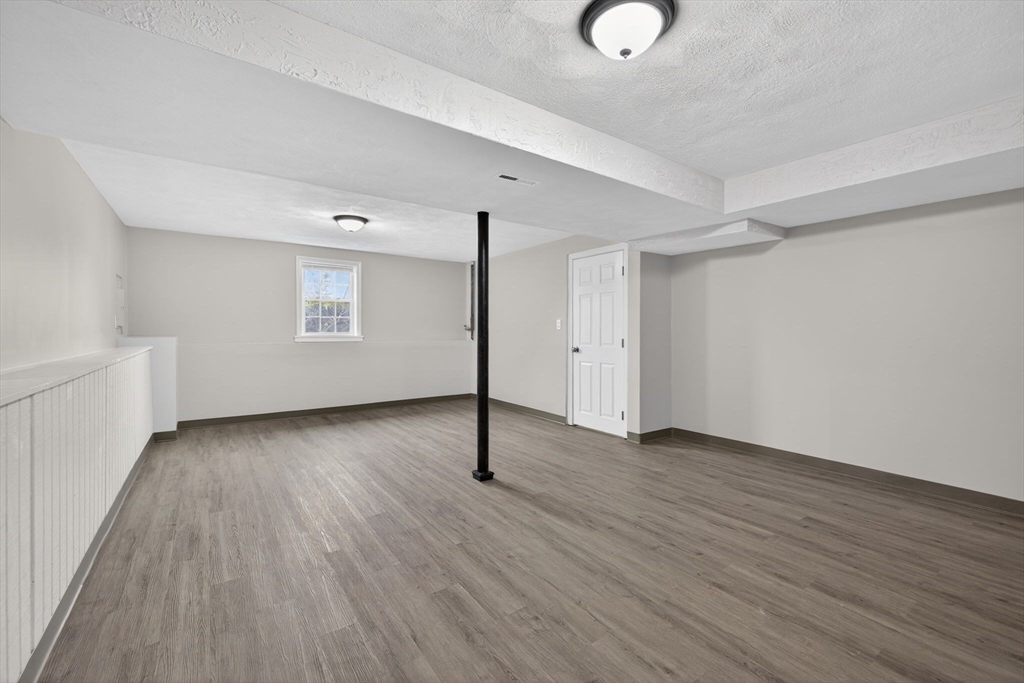 14 Cedarwood Road Billerica, MA 01821 - Photo 31 of 41