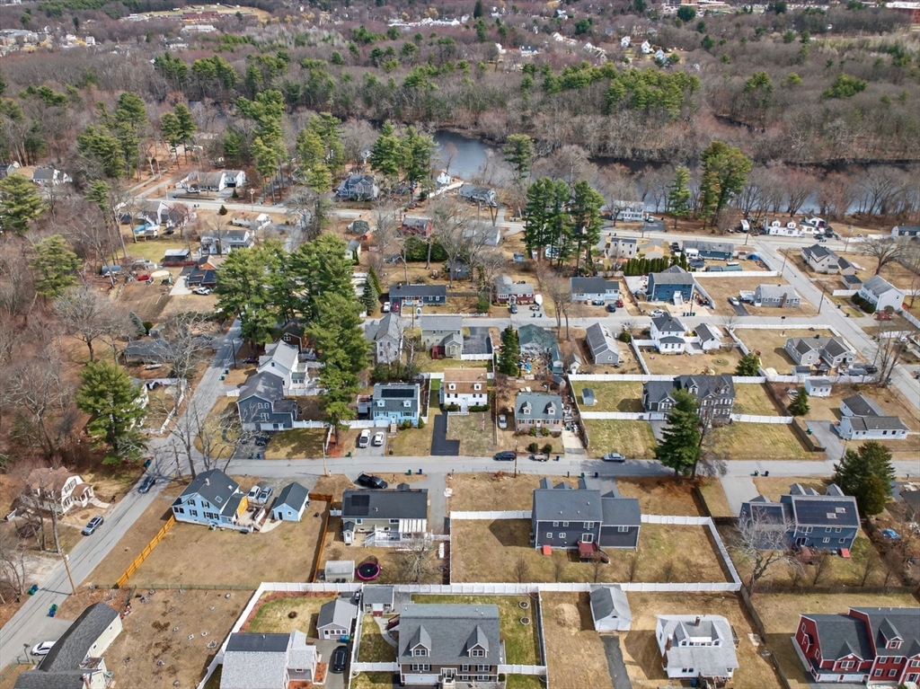 14 Cedarwood Road Billerica, MA 01821 - Photo 38 of 41