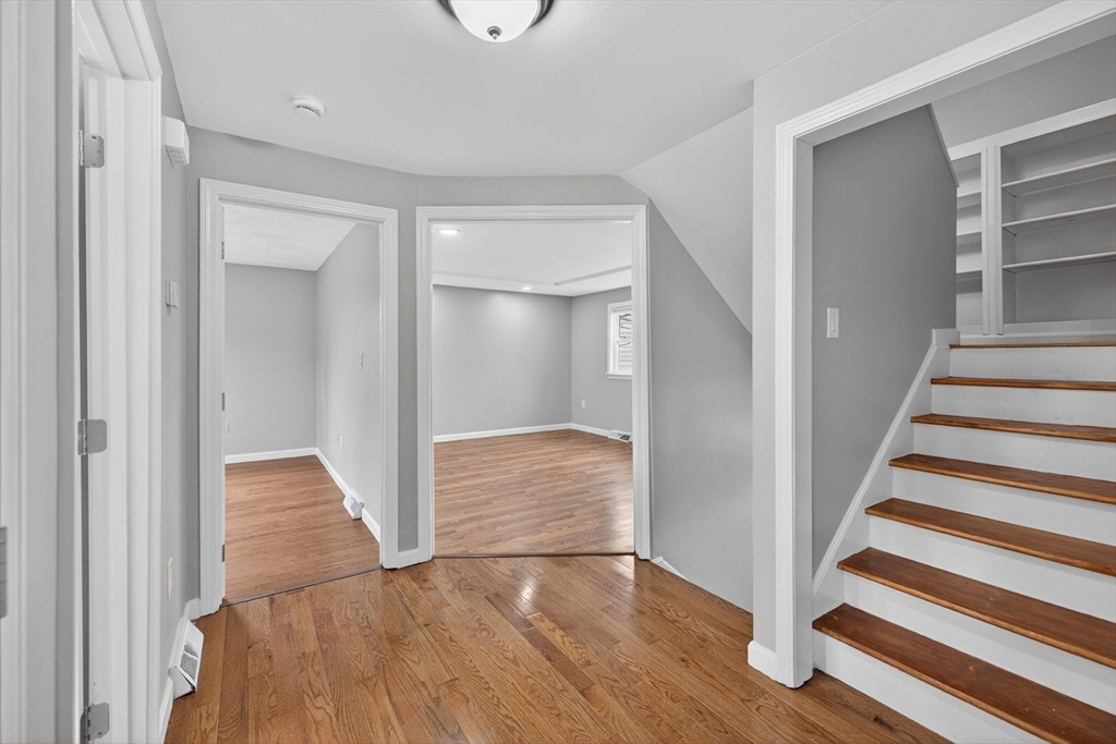 14 Cedarwood Road Billerica, MA 01821 - Photo 9 of 41