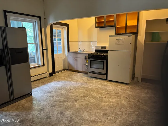 $1,500 | 305 2nd Street, Unit 2, Albany, NY 12206