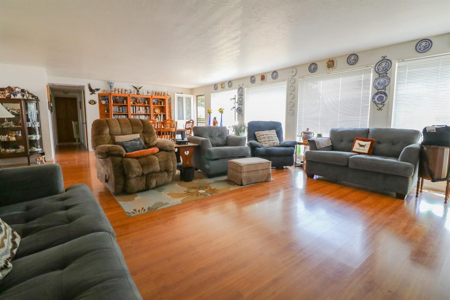 2945 Lone Pine Road Medford, OR 97504 - Photo 13 of 35 Additional Photo