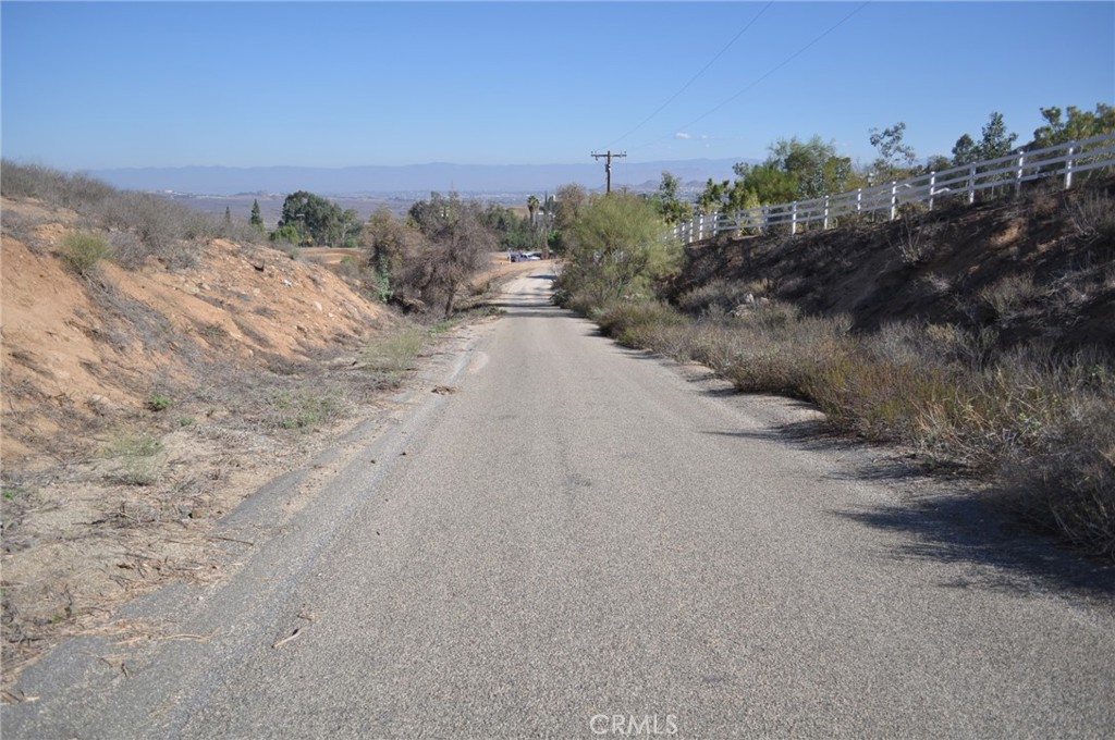 0 Mandeville Drive Perris, CA 92570 - Photo 8 of 15 Paved road