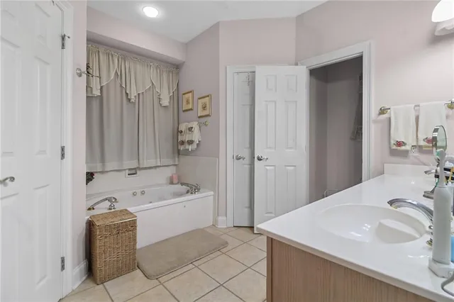 $415,000 | 135 Maud Olive Drive, Belle Chasse, LA 70037