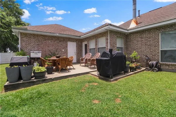 $399,000 | 135 Maud Olive Drive, Belle Chasse, LA 70037