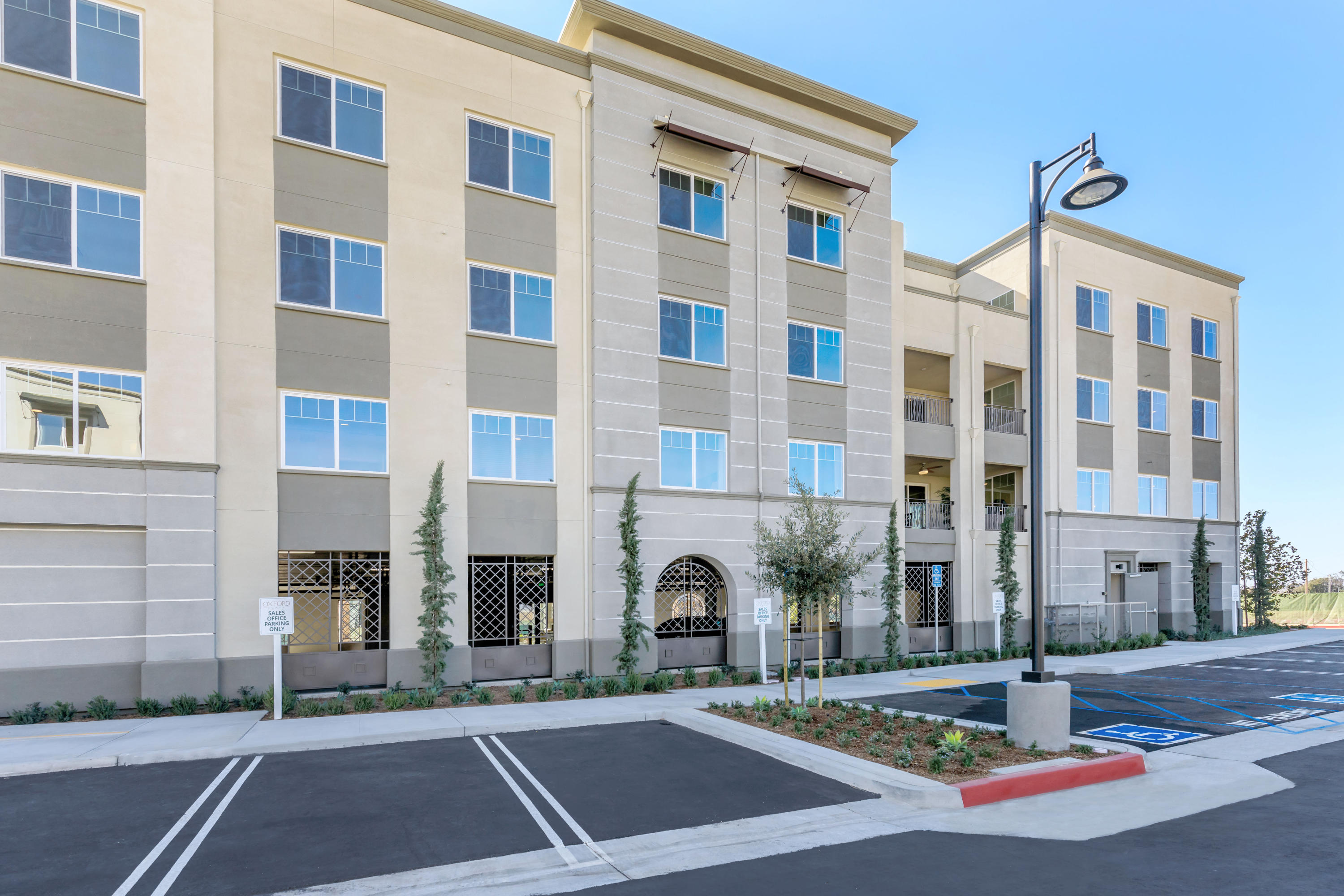 2810 Wagon Wheel Road, Unit 202 Oxnard, CA 93036 - Photo 33 of 33 0U6A9347