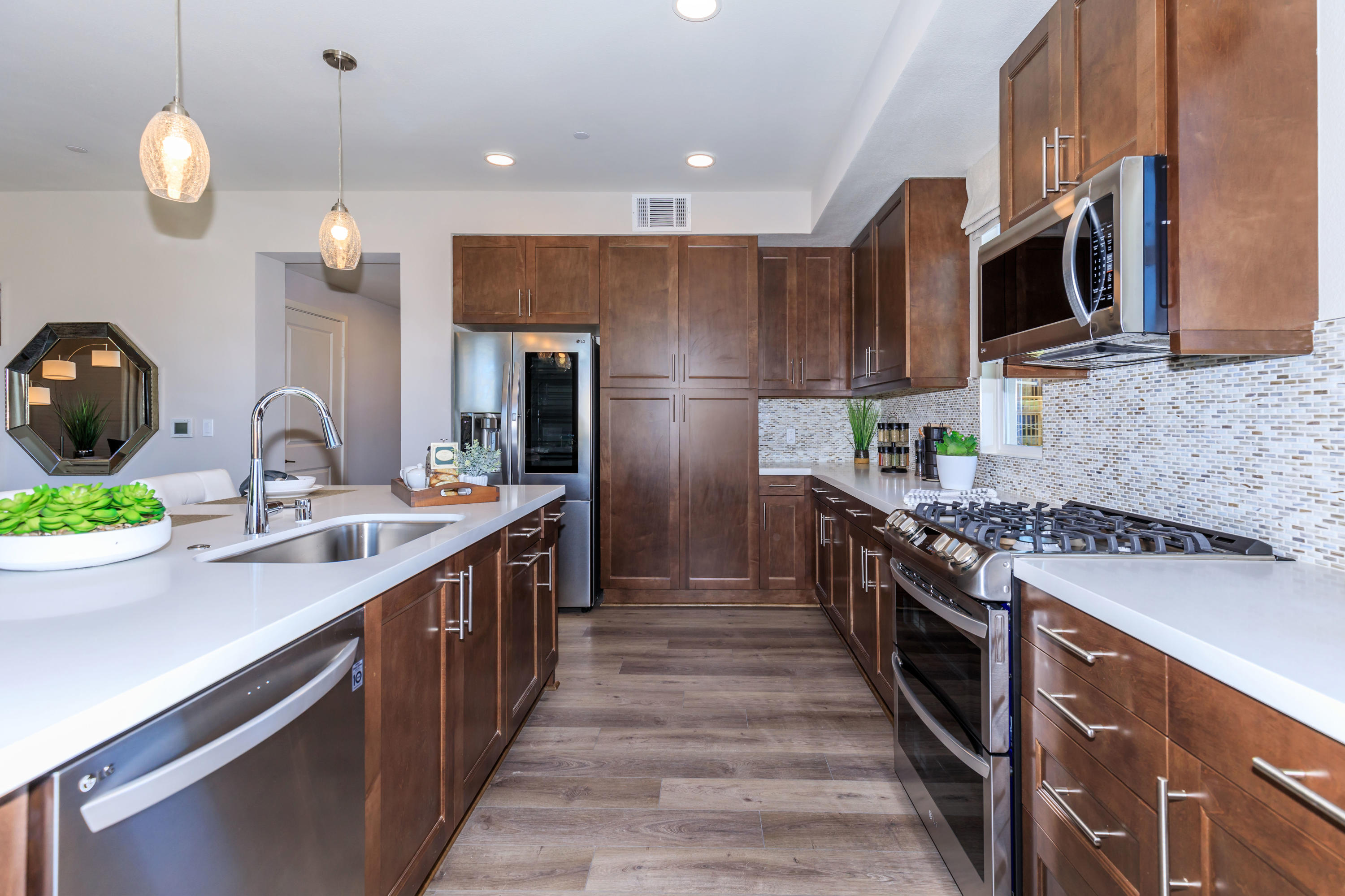 2810 Wagon Wheel Road, Unit 202 Oxnard, CA 93036 - Photo 5 of 33 02c