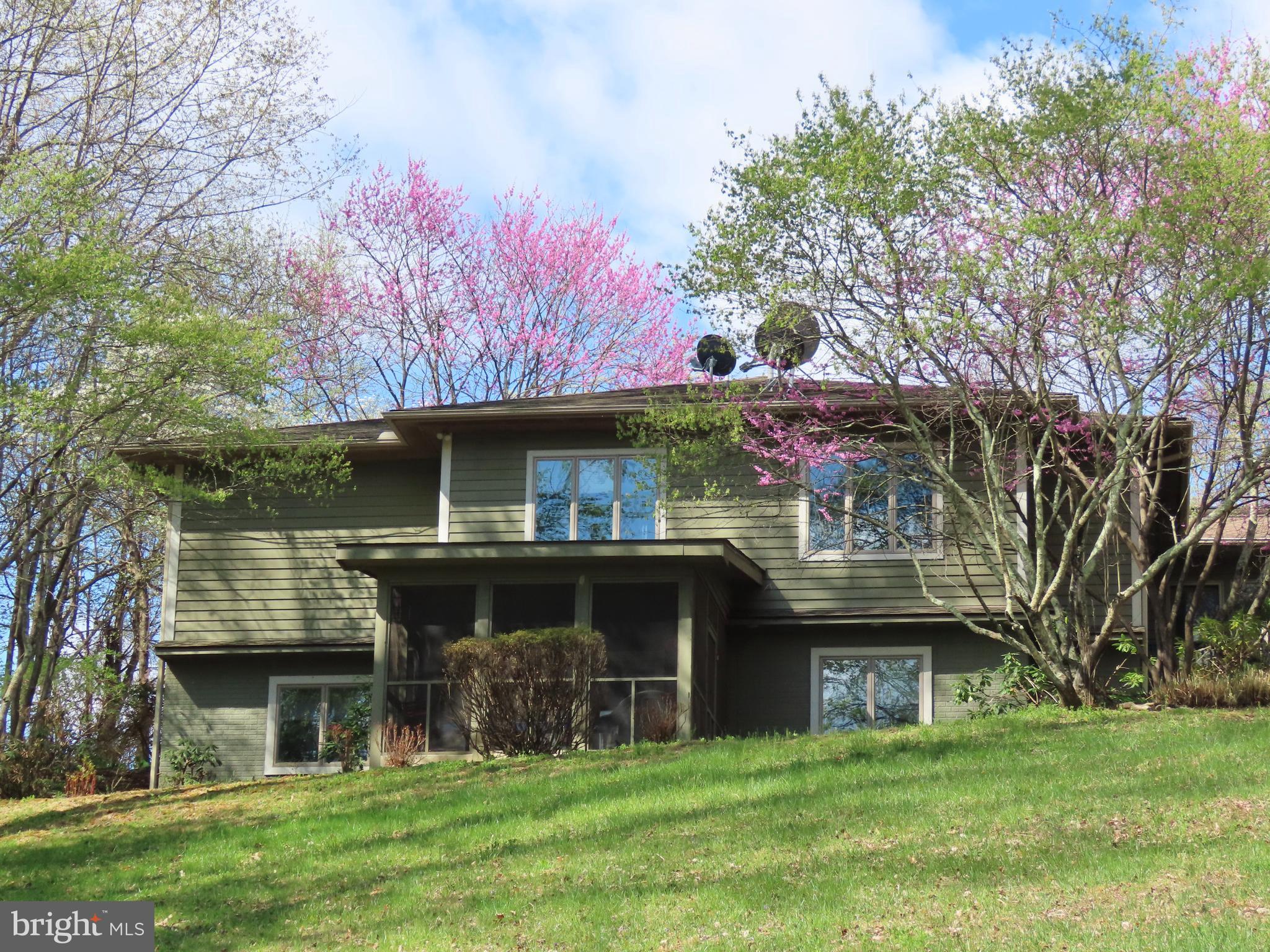 3016 Etlan Road Etlan, VA 22719 - Photo 2 of 42 4,000 sq ft in this comfortable home