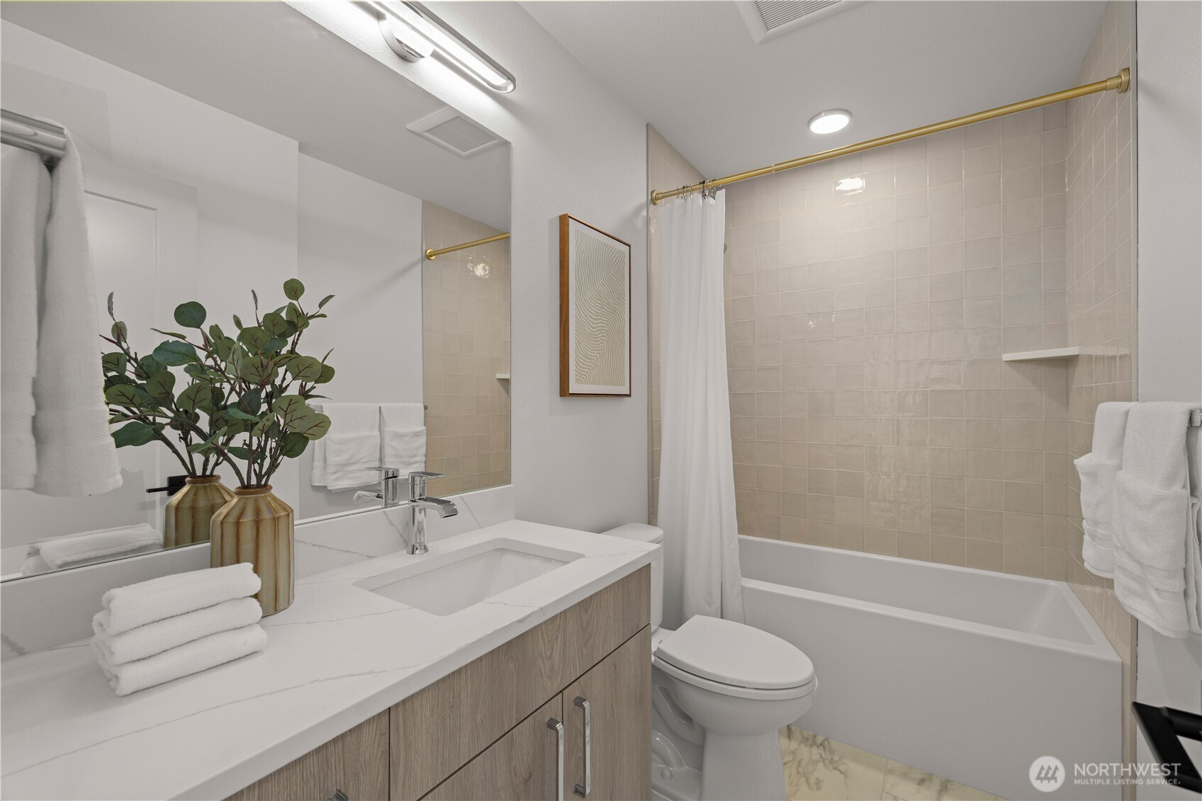 3607 Linden Avenue North Seattle, WA 98103 - Photo 20 of 29