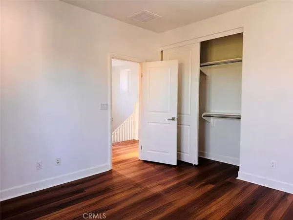 $5,800 | 59 Belfast, Irvine, CA 92620