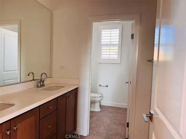 $5,800 | 59 Belfast, Irvine, CA 92620