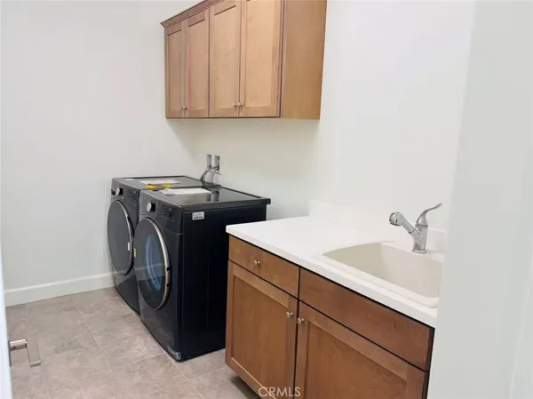 $5,800 | 59 Belfast, Irvine, CA 92620