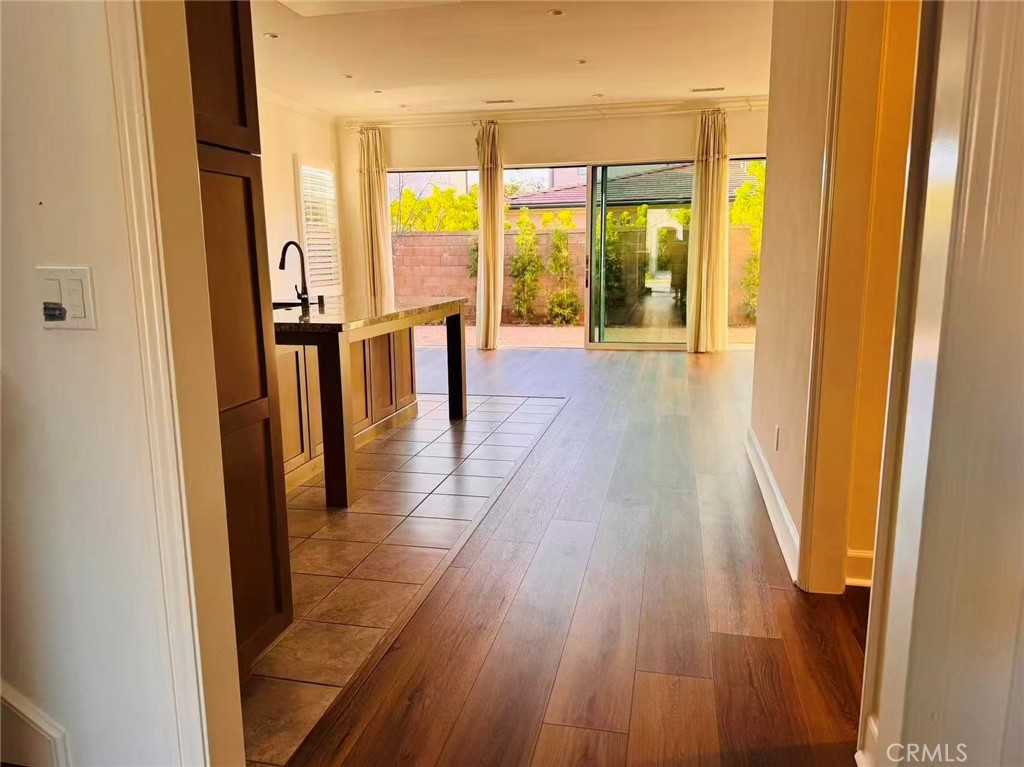 59 Belfast Irvine, CA 92620 - Photo 4 of 19