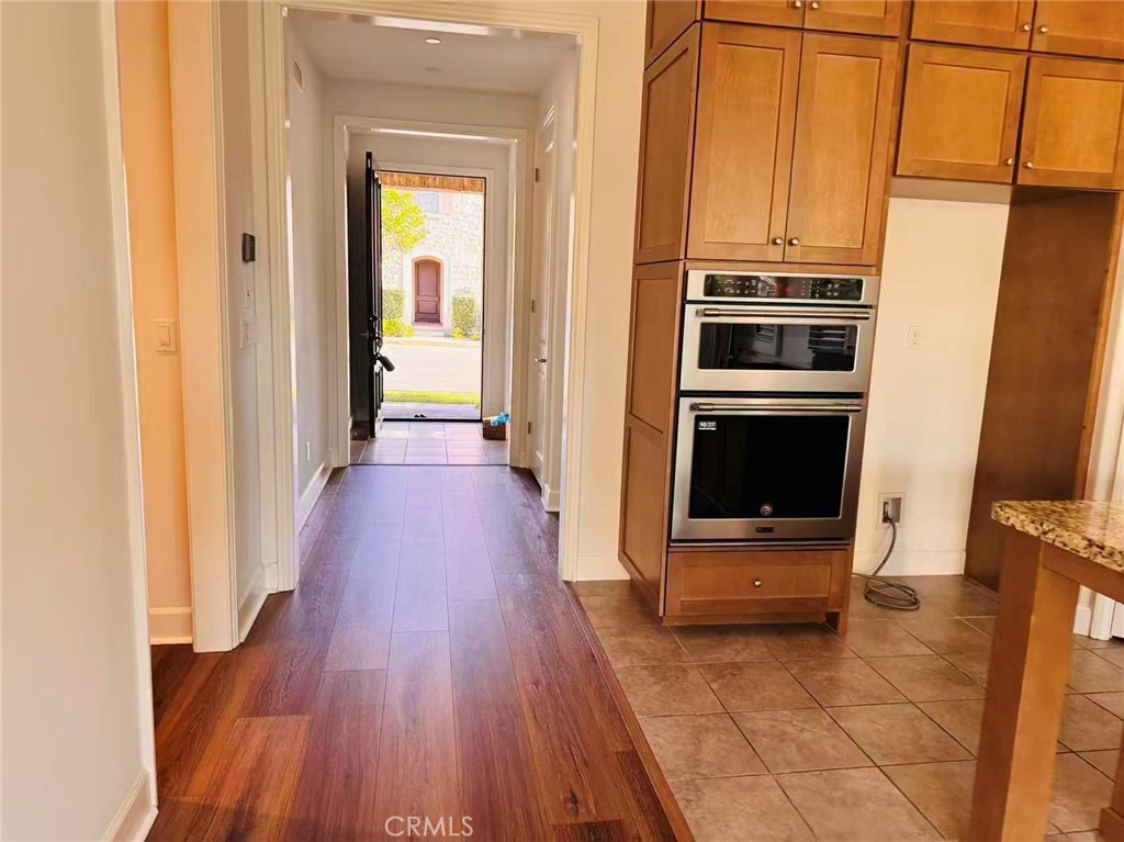 59 Belfast Irvine, CA 92620 - Photo 5 of 19