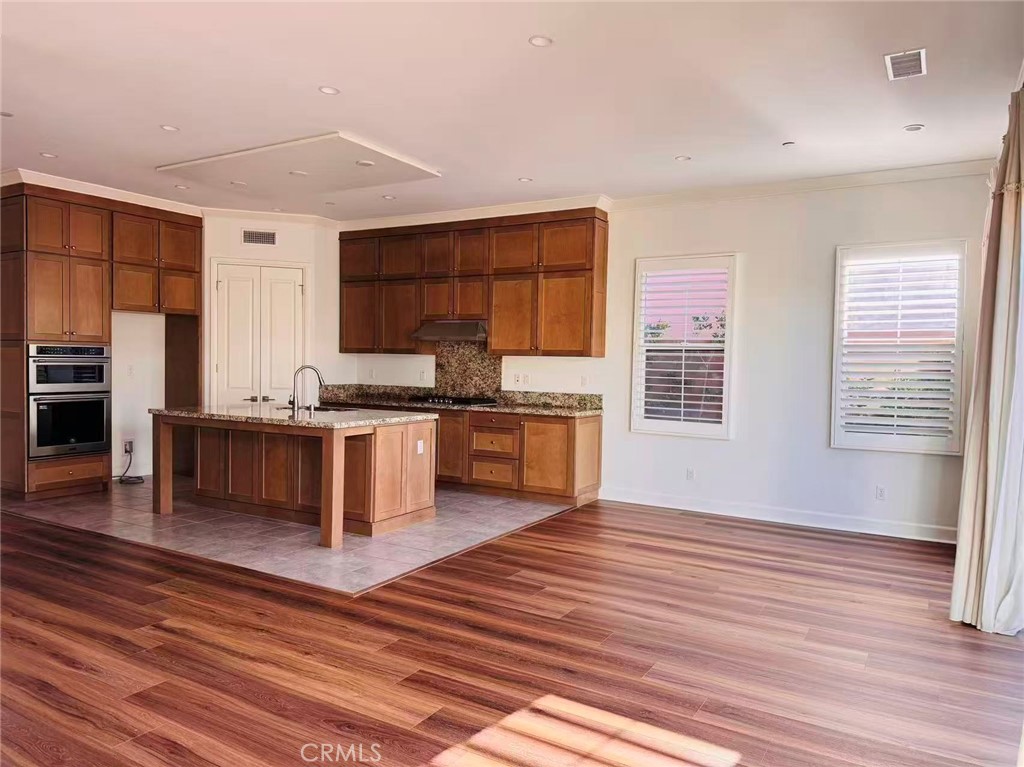 59 Belfast Irvine, CA 92620 - Photo 6 of 19