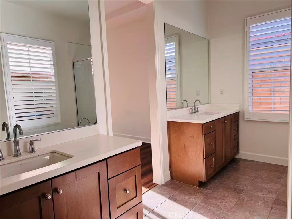 59 Belfast Irvine, CA 92620 - Photo 7 of 20