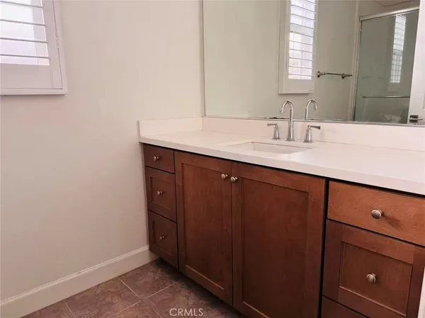 $5,800 | 59 Belfast, Irvine, CA 92620