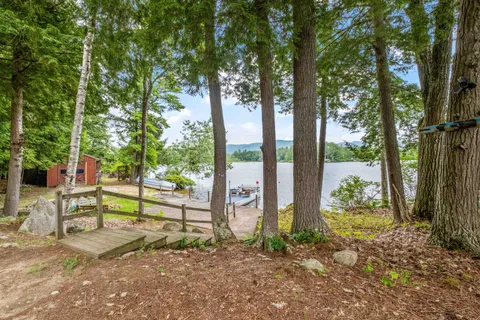 $3,200,000 | 2 Little Badger Island, Moultonborough, NH 03254