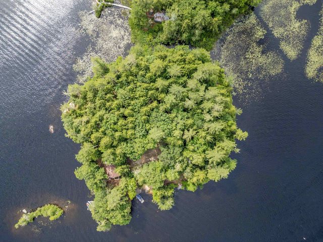 $3,200,000 | 2 Little Badger Island, Moultonborough, NH 03254