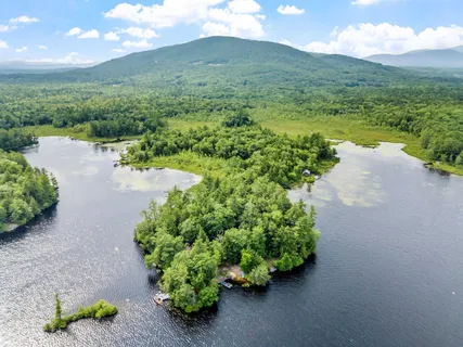 $3,200,000 | 2 Little Badger Island, Moultonborough, NH 03254