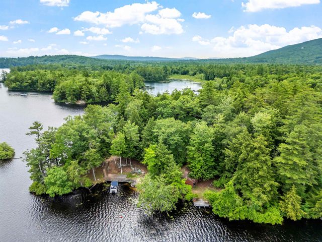$3,200,000 | 2 Little Badger Island, Moultonborough, NH 03254