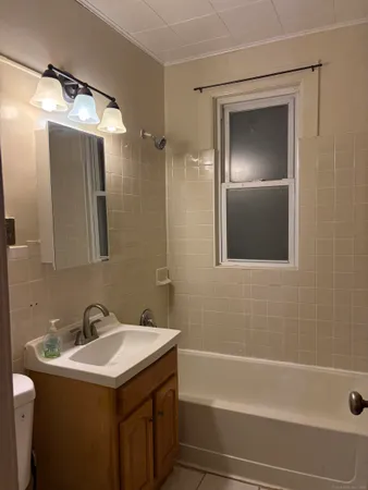 $1,875 | Undisclosed Address, Hartford, CT 06112