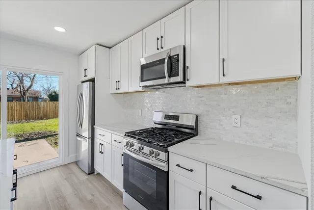 $330,000 | 2902 Lowell Drive, Irving, TX 75062