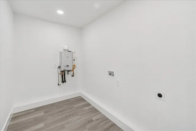 $330,000 | 2902 Lowell Drive, Irving, TX 75062