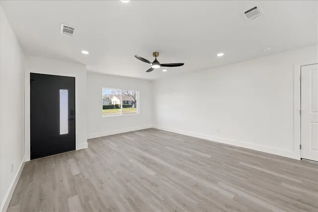 $330,000 | 2902 Lowell Drive, Irving, TX 75062