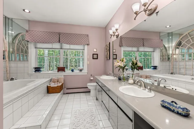 $1,450,000 | 37 Pine Road, North Hampton, NH 03862