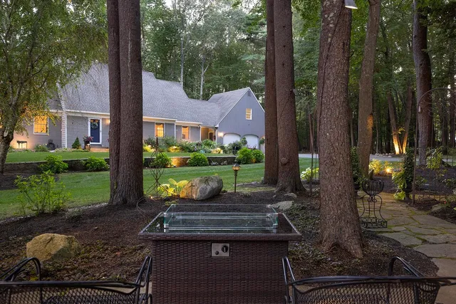 $1,450,000 | 37 Pine Road, North Hampton, NH 03862