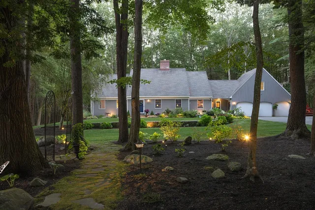 $1,450,000 | 37 Pine Road, North Hampton, NH 03862