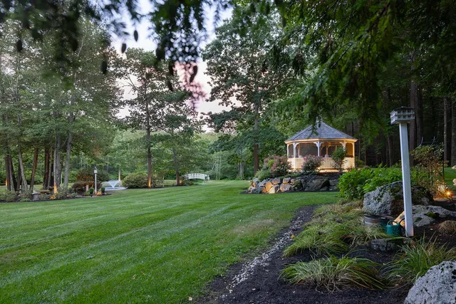 $1,450,000 | 37 Pine Road, North Hampton, NH 03862