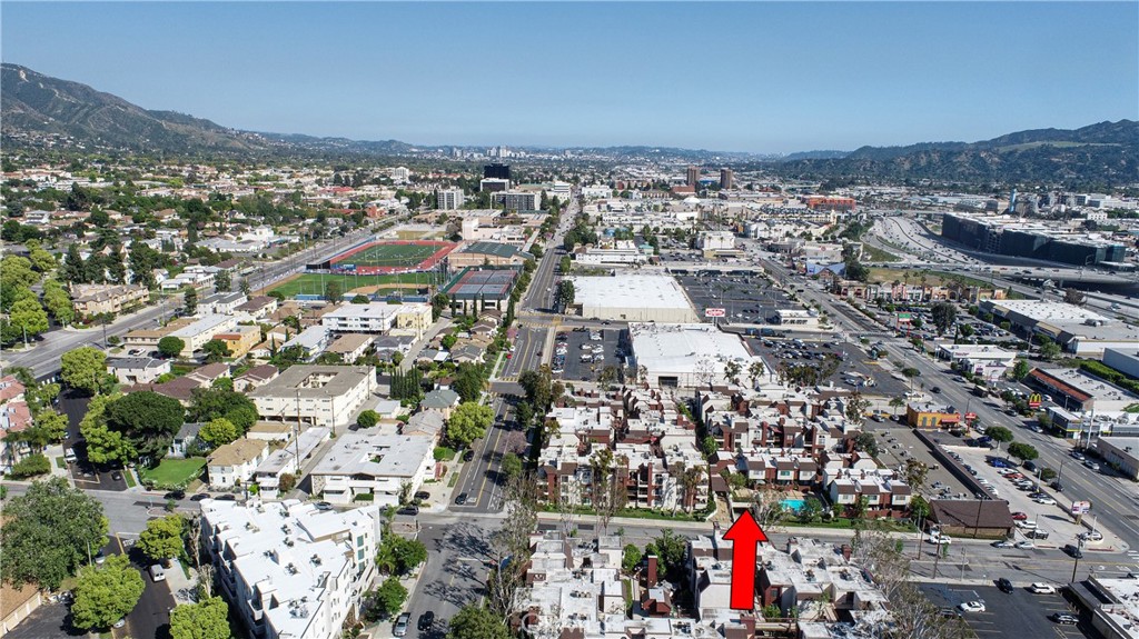 230 Bethany Road, Unit 306 Burbank, CA 91504 - Photo 40 of 44