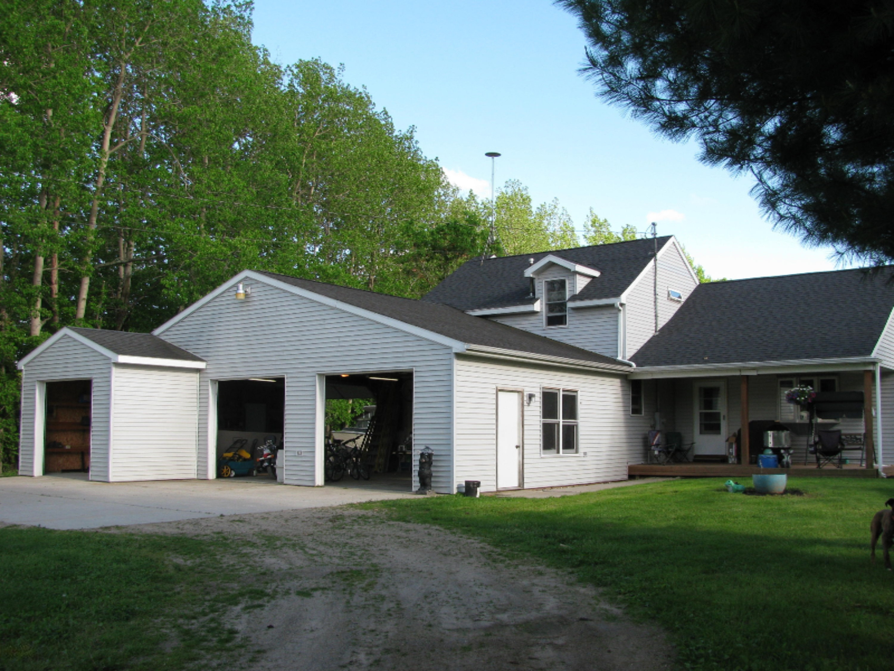 2812 East Colby Road Stanton, MI 48888 - Photo 2 of 32 IMG_5096