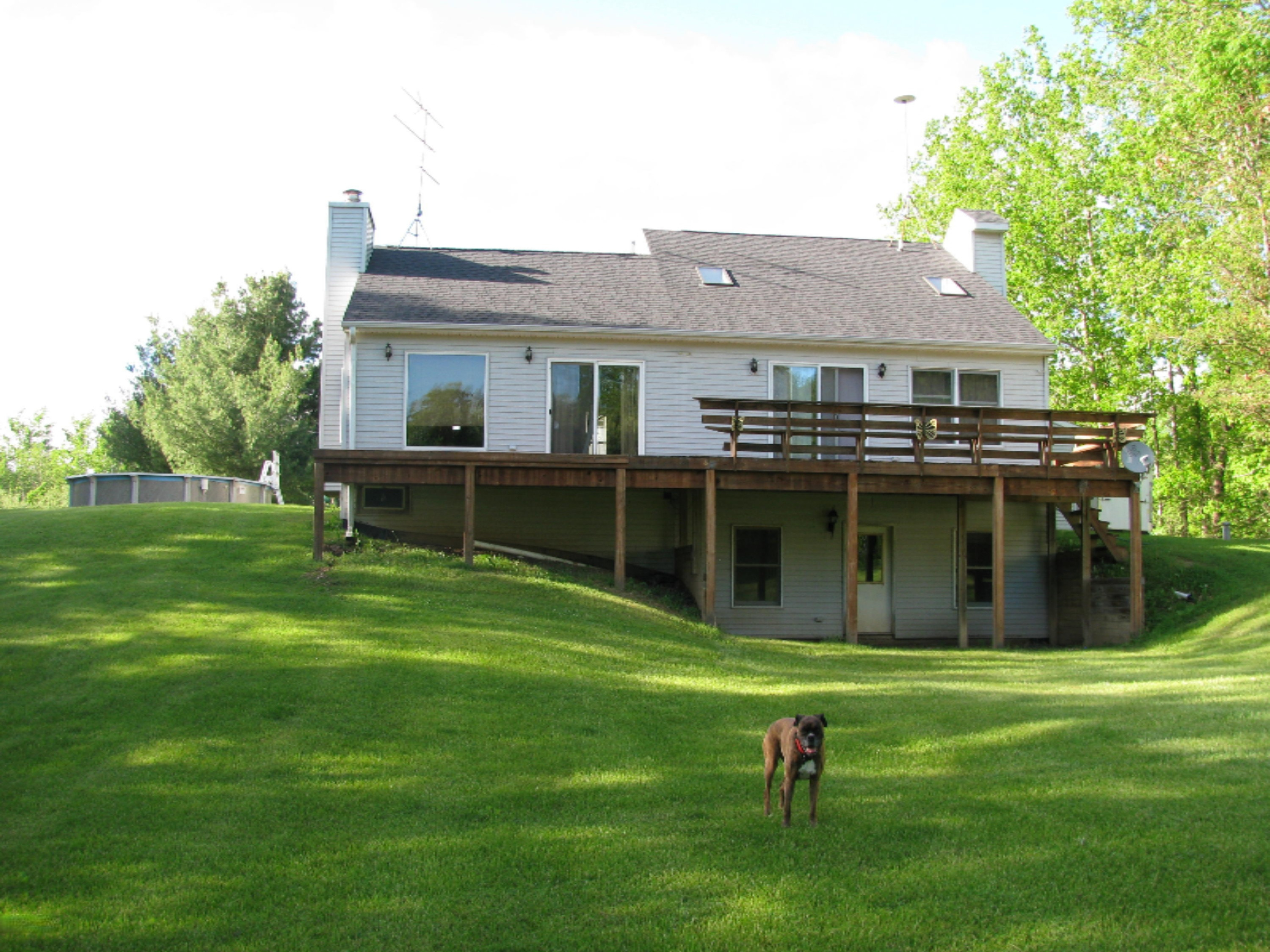 2812 East Colby Road Stanton, MI 48888 - Photo 5 of 32 IMG_5103