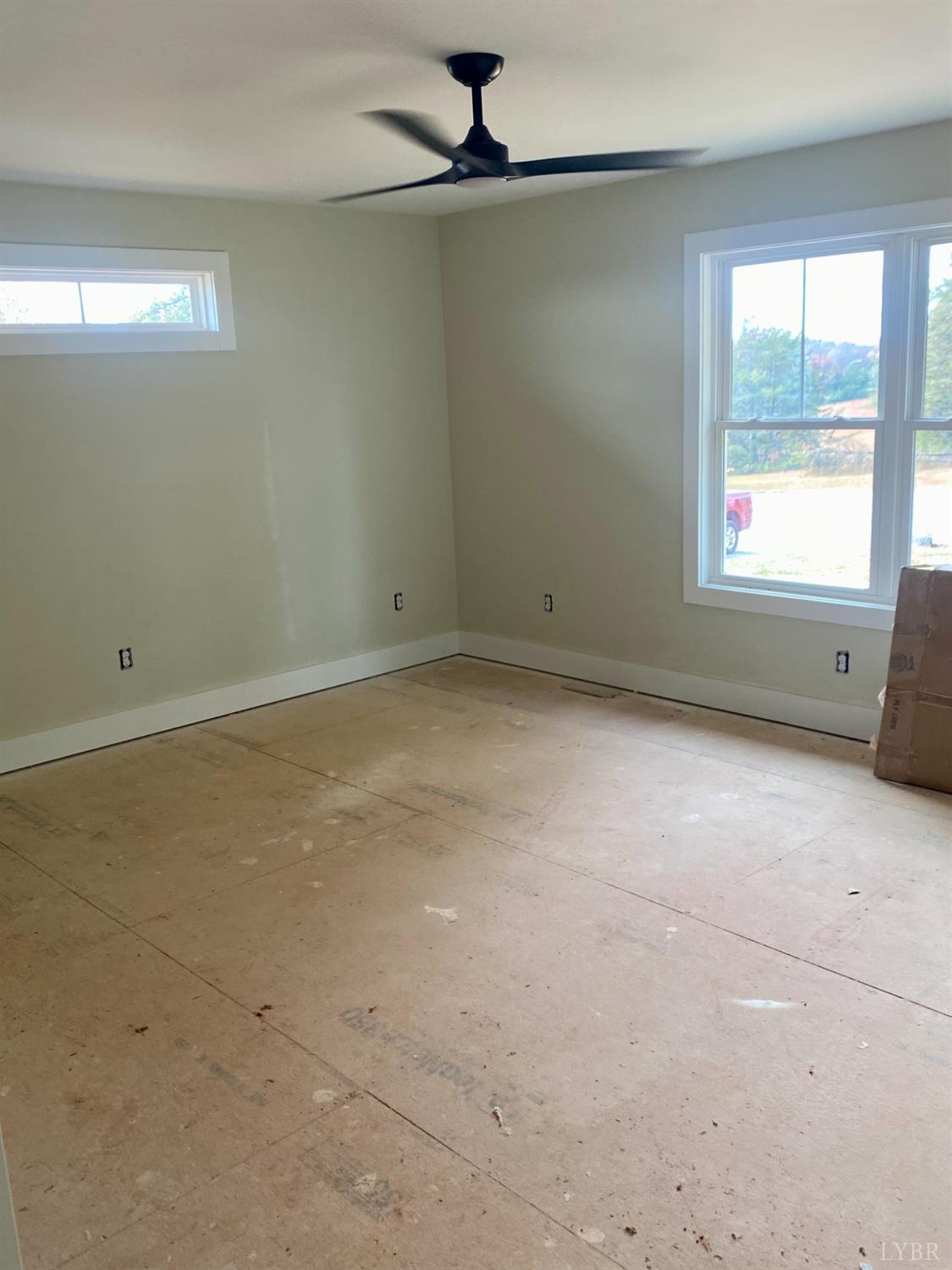 1078 Quaker Church Road Bedford, VA 24523 - Photo 13 of 20 an empty room with a window