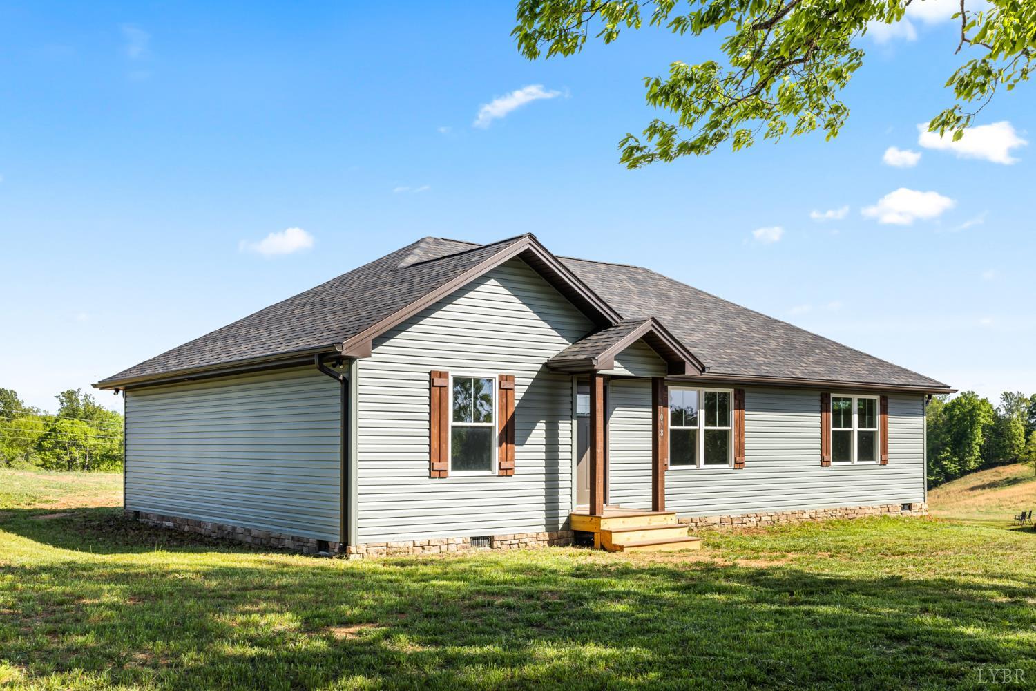 1078 Quaker Church Road Bedford, VA 24523 - Photo 3 of 49