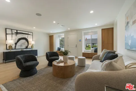 $1,675,000 | 3815 South Cochran Avenue, Los Angeles, CA 90008
