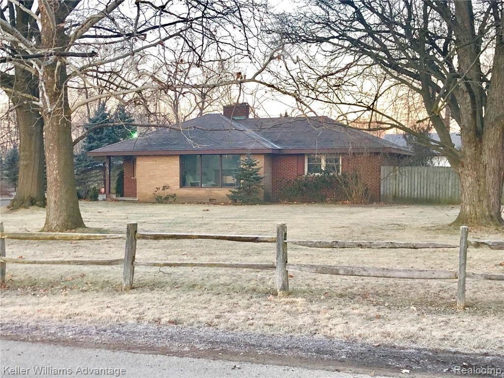 13150 Harrison Road Romulus, MI 48174 - Photo 1 of 2