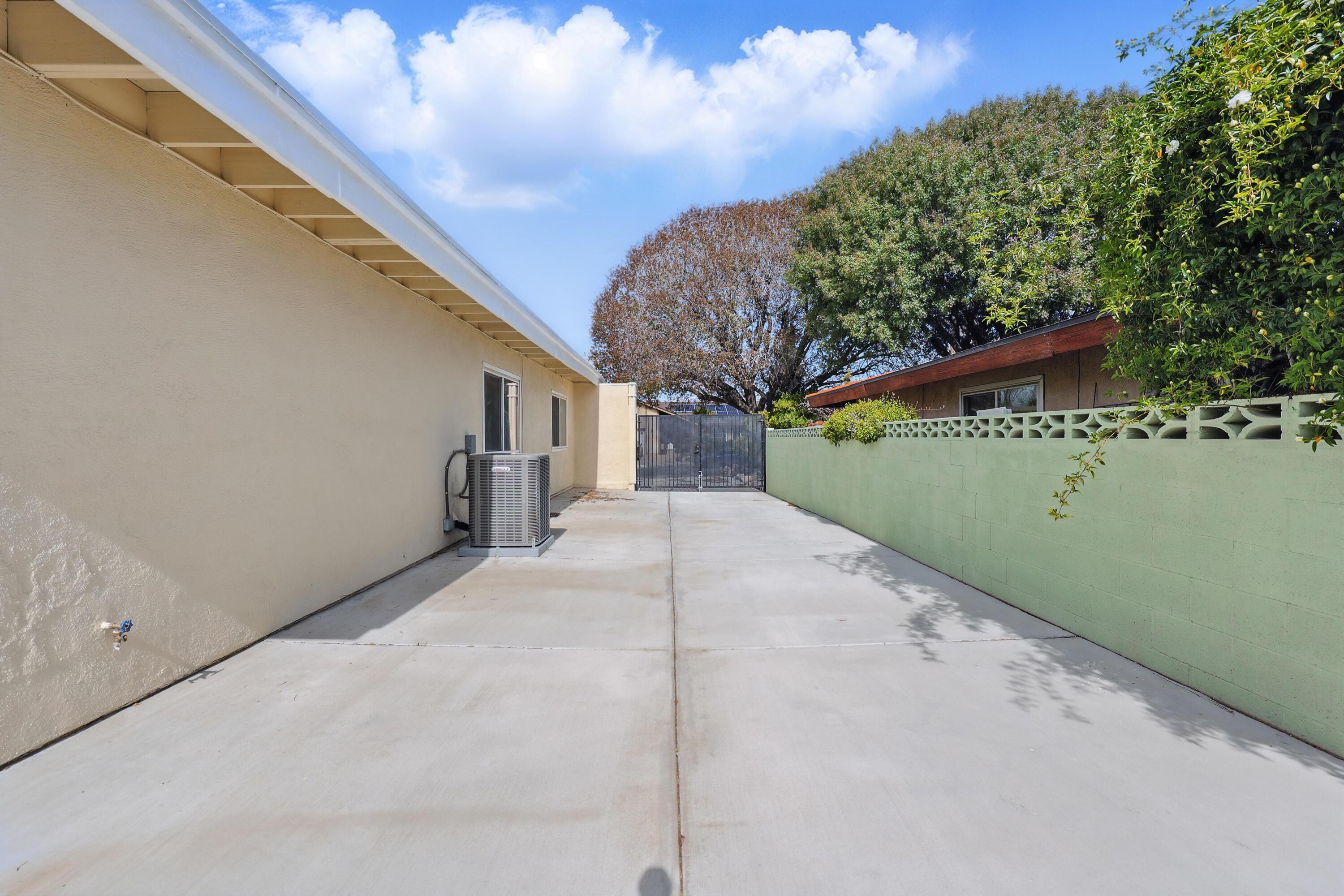 42836 Cinema Avenue Lancaster, CA 93534 - Photo 35 of 36 Photo_051