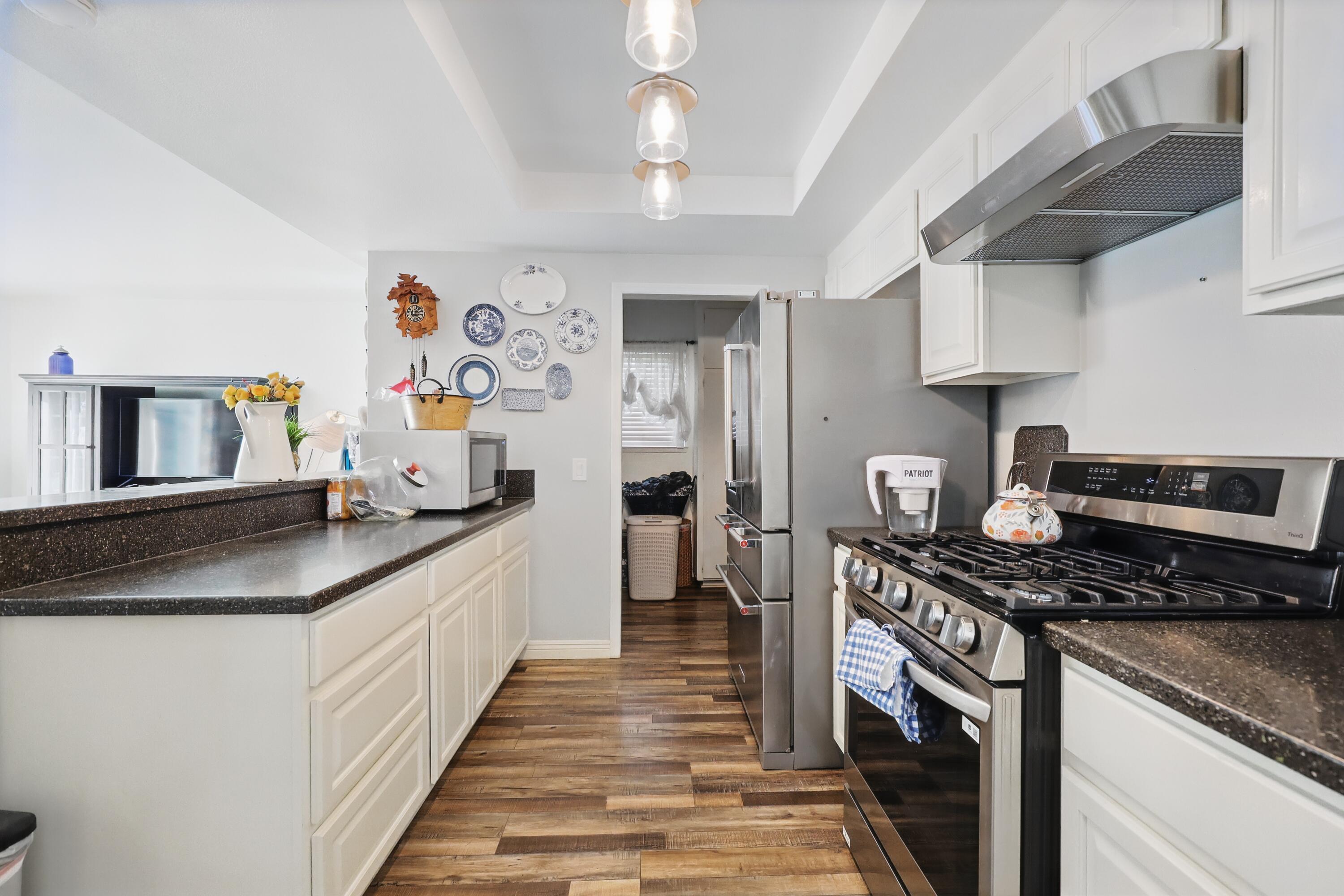 42836 Cinema Avenue Lancaster, CA 93534 - Photo 7 of 36 Photo_001