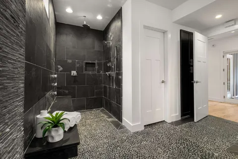 $1,400,000 | 404 Taylor Street, Nashville, TN 37208