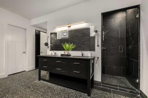 $1,400,000 | 404 Taylor Street, Nashville, TN 37208