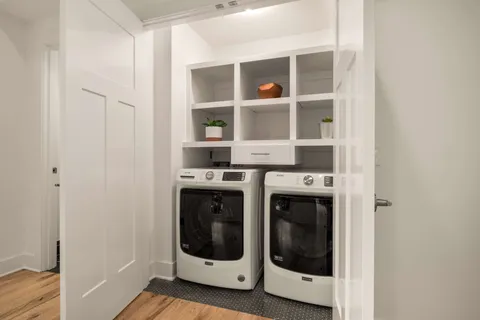 $1,400,000 | 404 Taylor Street, Nashville, TN 37208