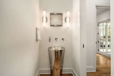 $1,400,000 | 404 Taylor Street, Nashville, TN 37208