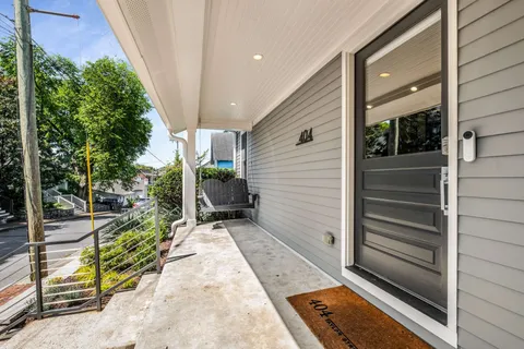 $1,400,000 | 404 Taylor Street, Nashville, TN 37208