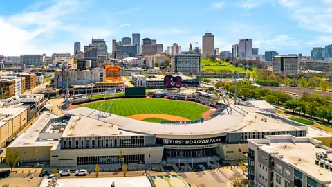 $1,400,000 | 404 Taylor Street, Nashville, TN 37208