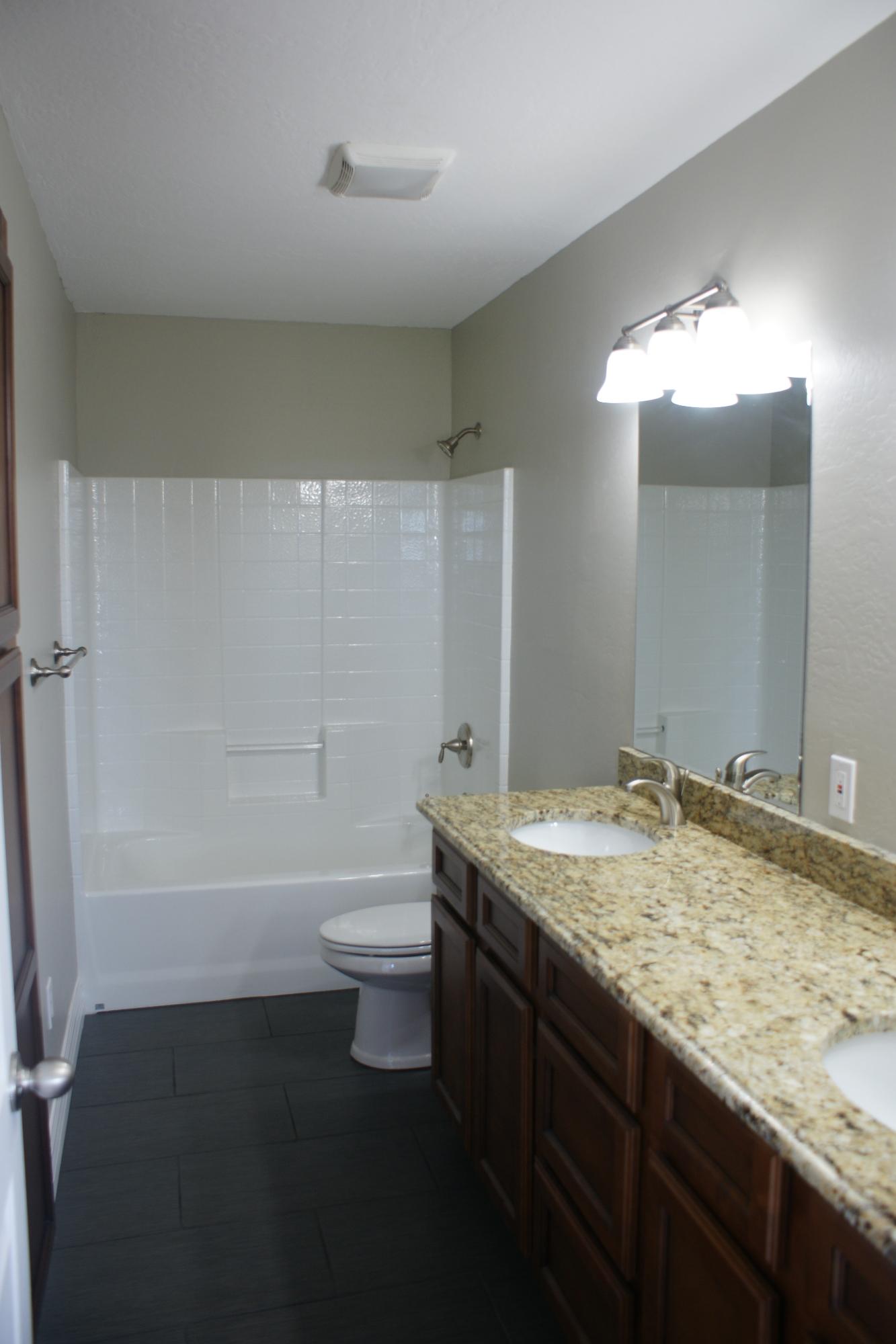 233 1/2 Pinedale Road Taylor, AZ 85939 - Photo 3 of 21 Gallery Image 3