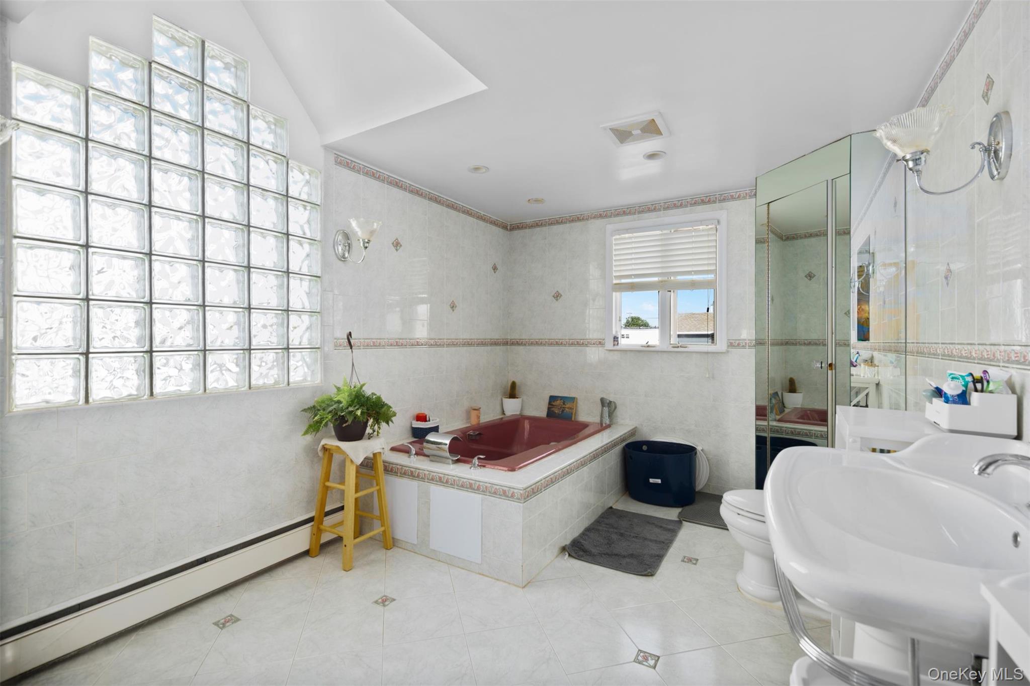 25 West 10th Road Queens, NY 11693 - Photo 17 of 26 Gallery Image 17